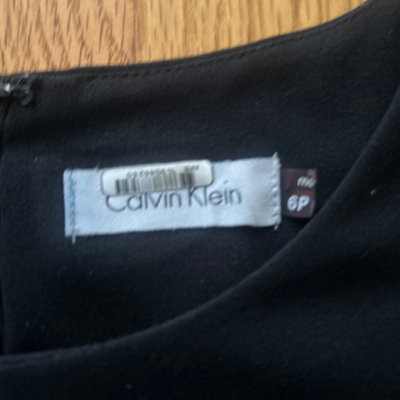 Black Calvin Klein dress - Picture 2 of 2